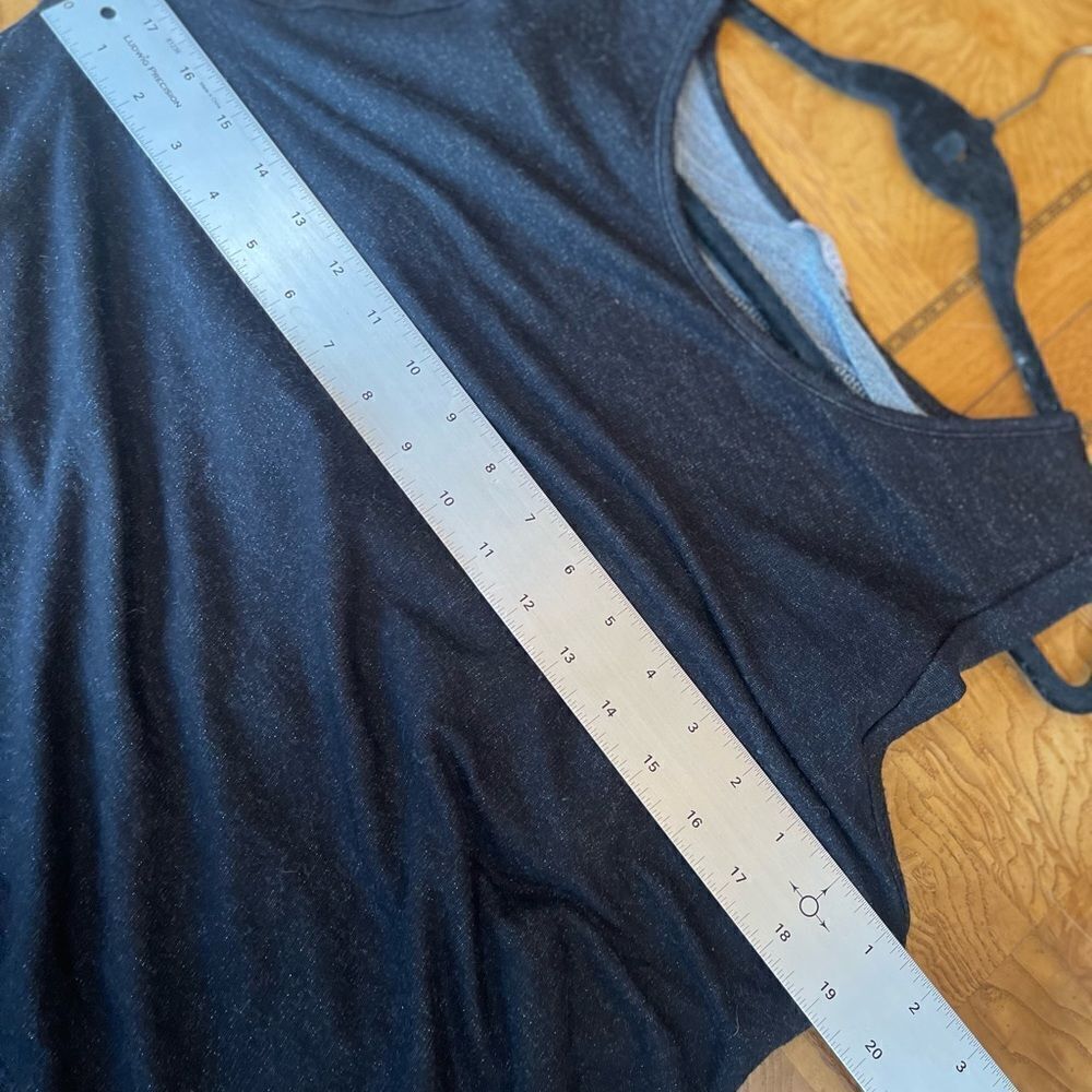 La Clef Open Back Keyhole Tank - Picture 11 of 15